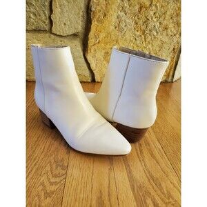 Marc Fisher Women's Tammea Ankle Boots White 5.5 GUC